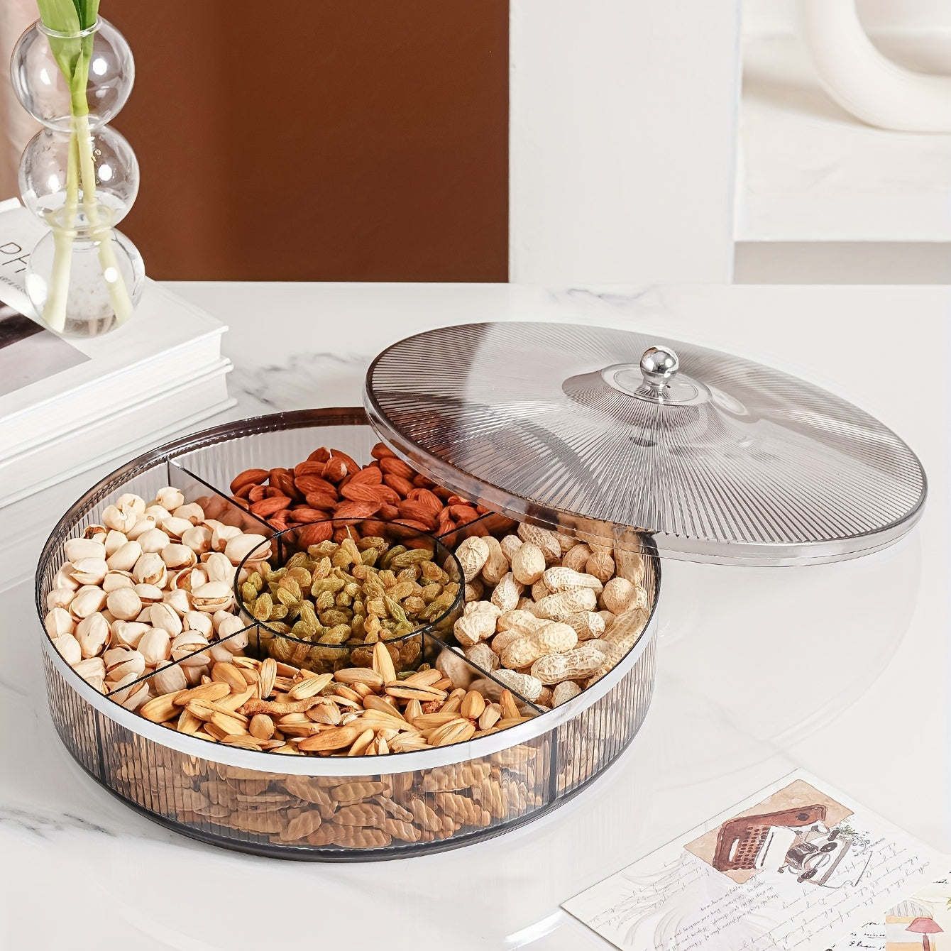 Clear Amber Candy Server with Lid – A Stylish Snack Haven! 🍬✨ - The Gift Shop