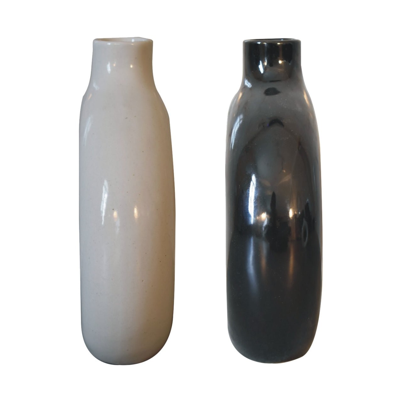 Black & White Gloss Flower Vase – Thoughtful Gift from The Gift Shop UAE