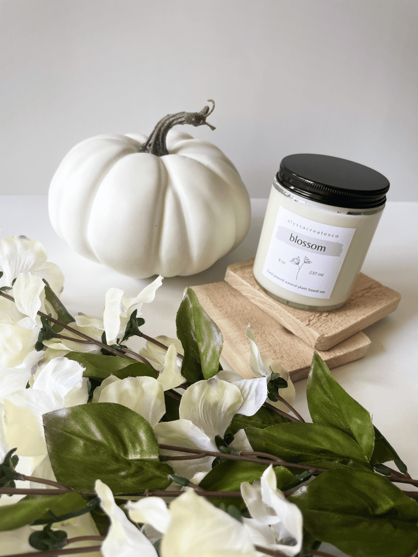 Blossom Scented Candle – Thoughtful Gift from The Gift Shop UAE