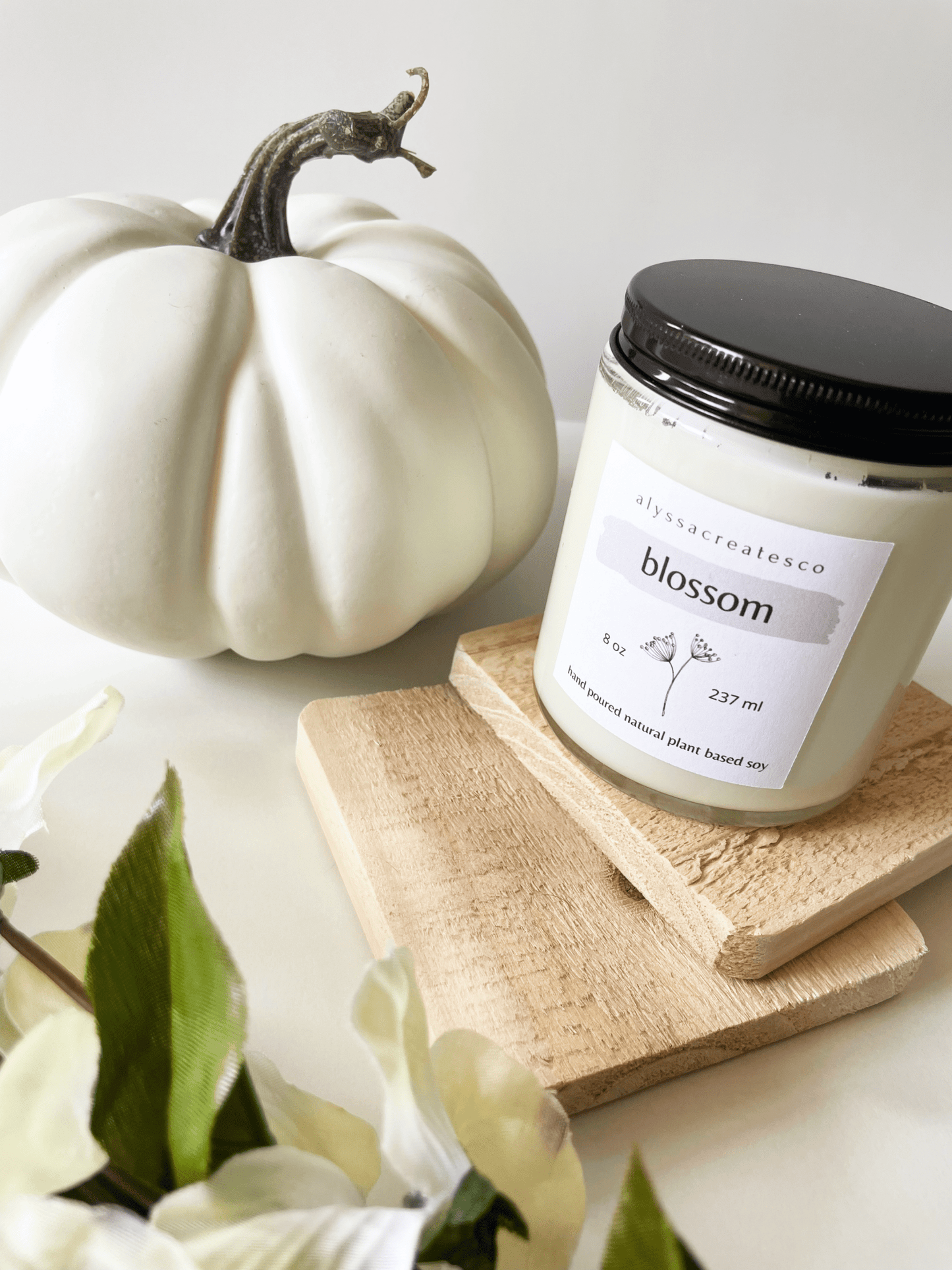 Blossom Scented Candle – Thoughtful Gift from The Gift Shop UAE