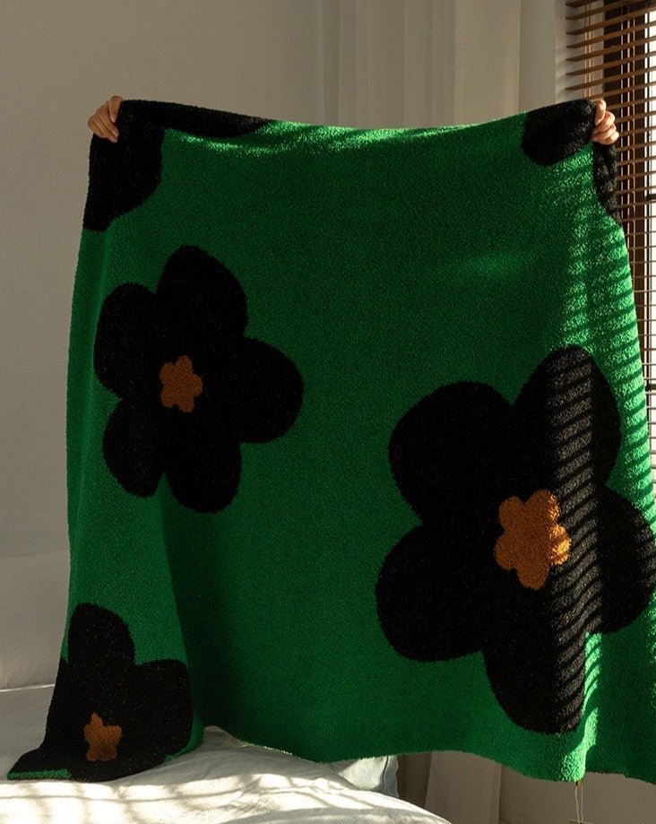 Ultra Soft Microfiber Sunflower Pattern Throw Blanket - The Gift Shop