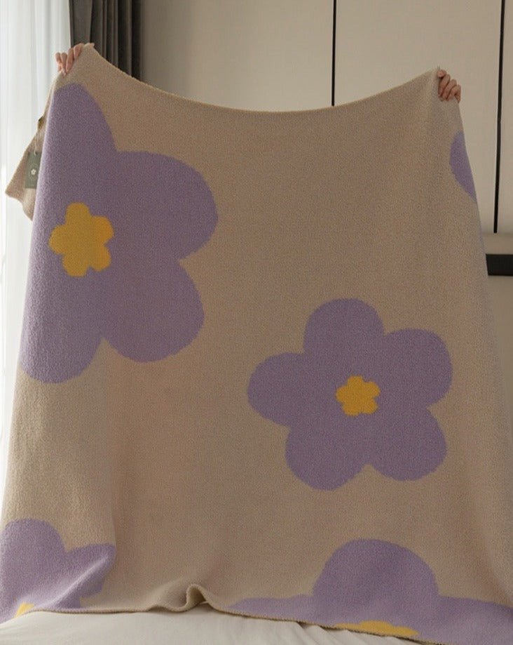 Ultra Soft Microfiber Sunflower Pattern Throw Blanket - The Gift Shop