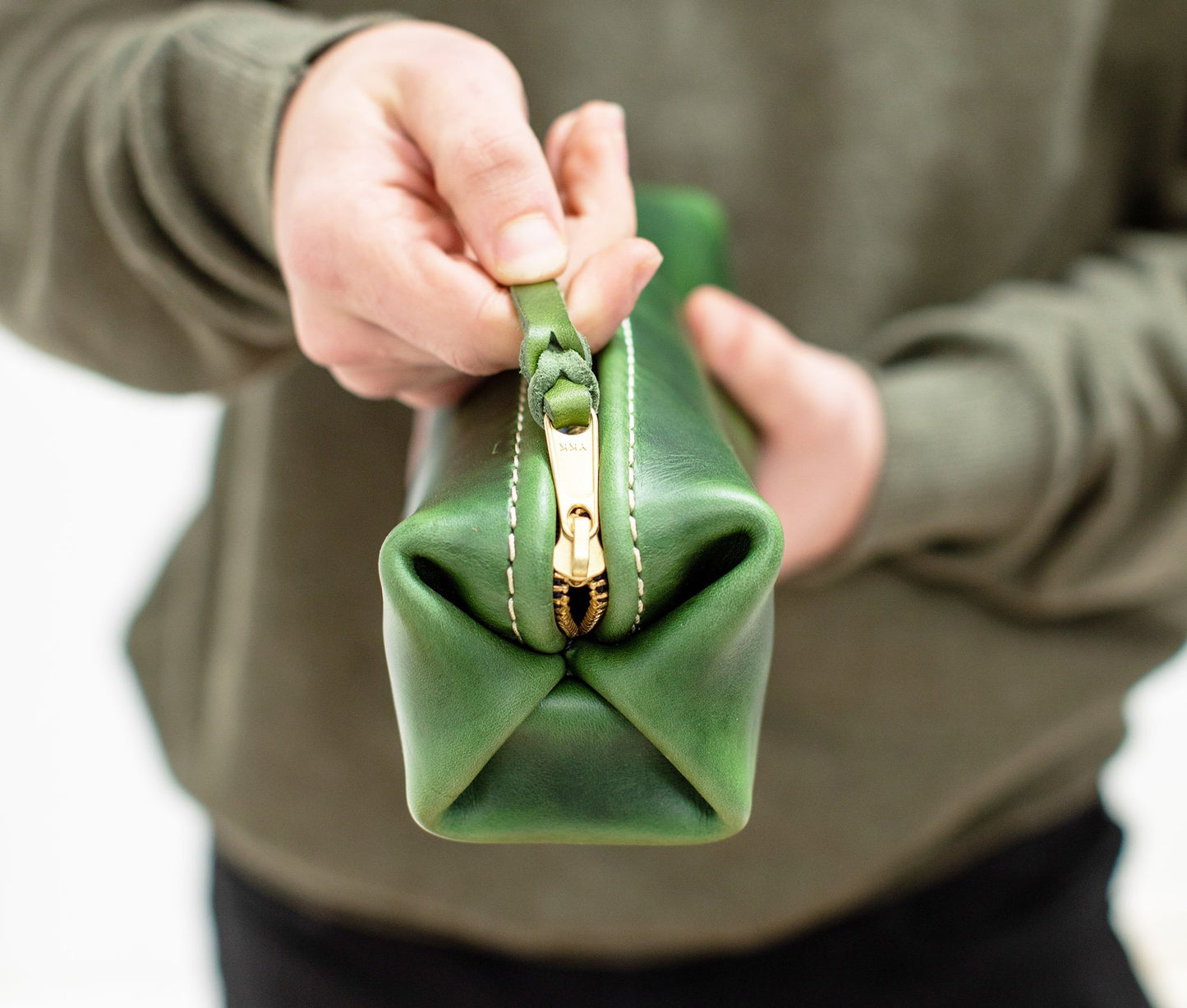 Minimalist Shave Bag | Personalization Options - The Gift Shop