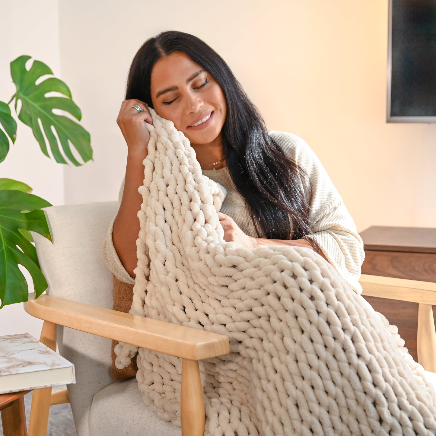 Willa & Belle Chunky Knit Weighted Blanket – 50 x 60 in