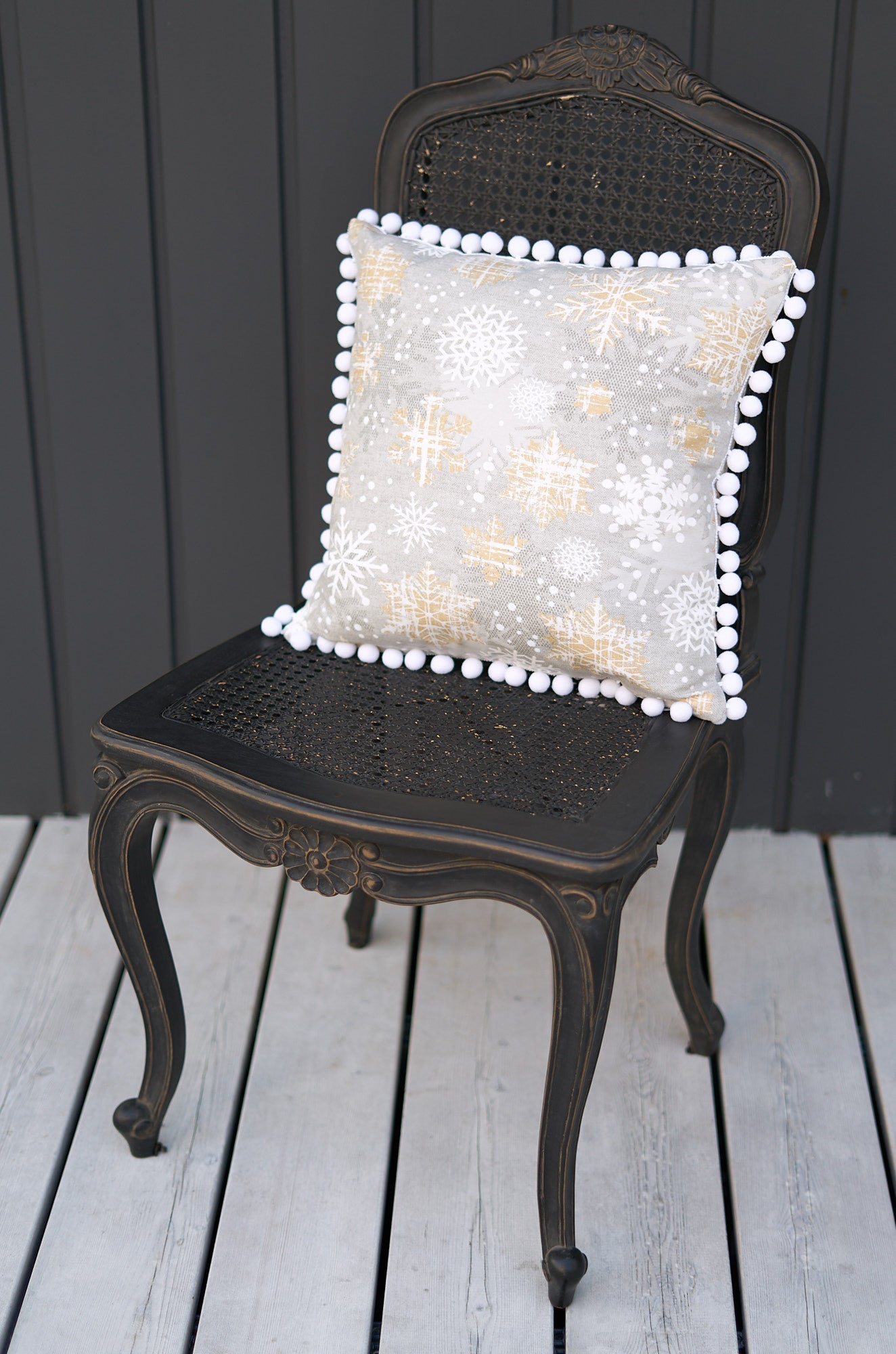 Winter Snowflake Pillowcase - Cotton-Poly Blend