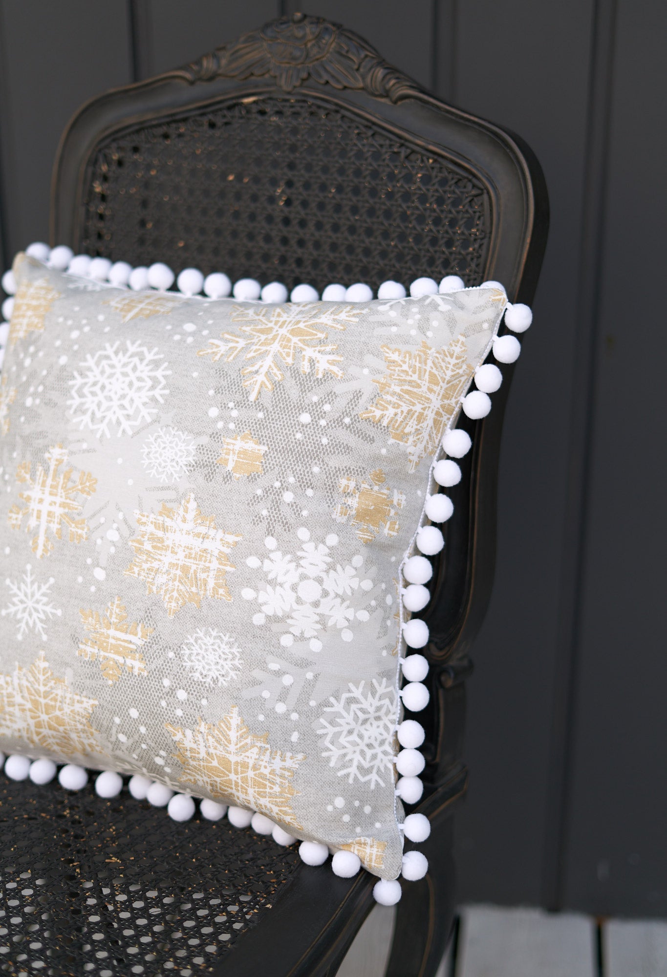 Winter Snowflake Pillowcase - Cotton-Poly Blend