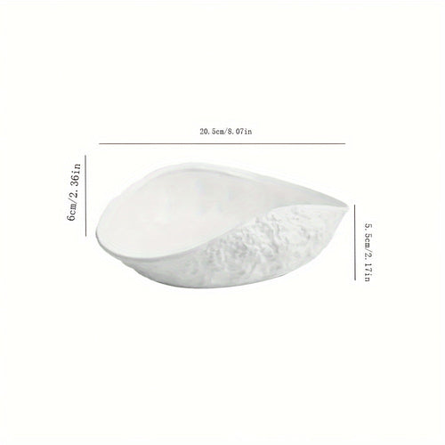 Elegant Shell-Shaped Ceramic Dish