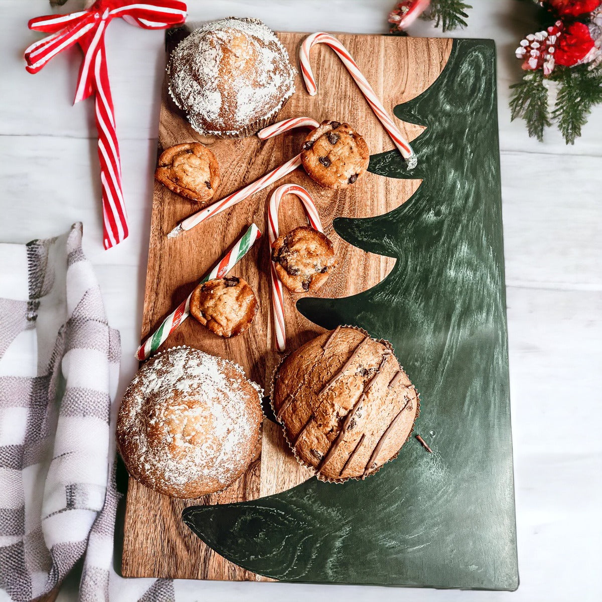 Handmade Christmas Serving Board – Tree Chic Design