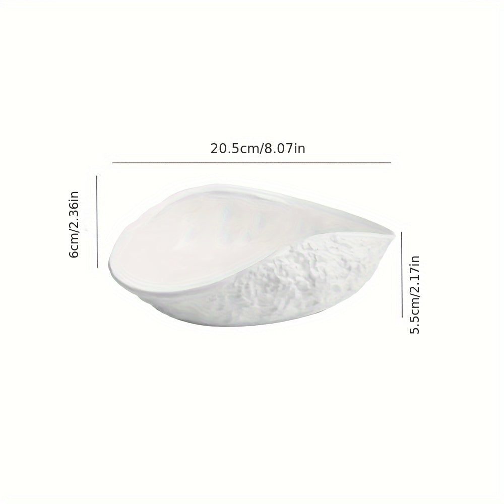 Elegant Shell-Shaped Ceramic Dish