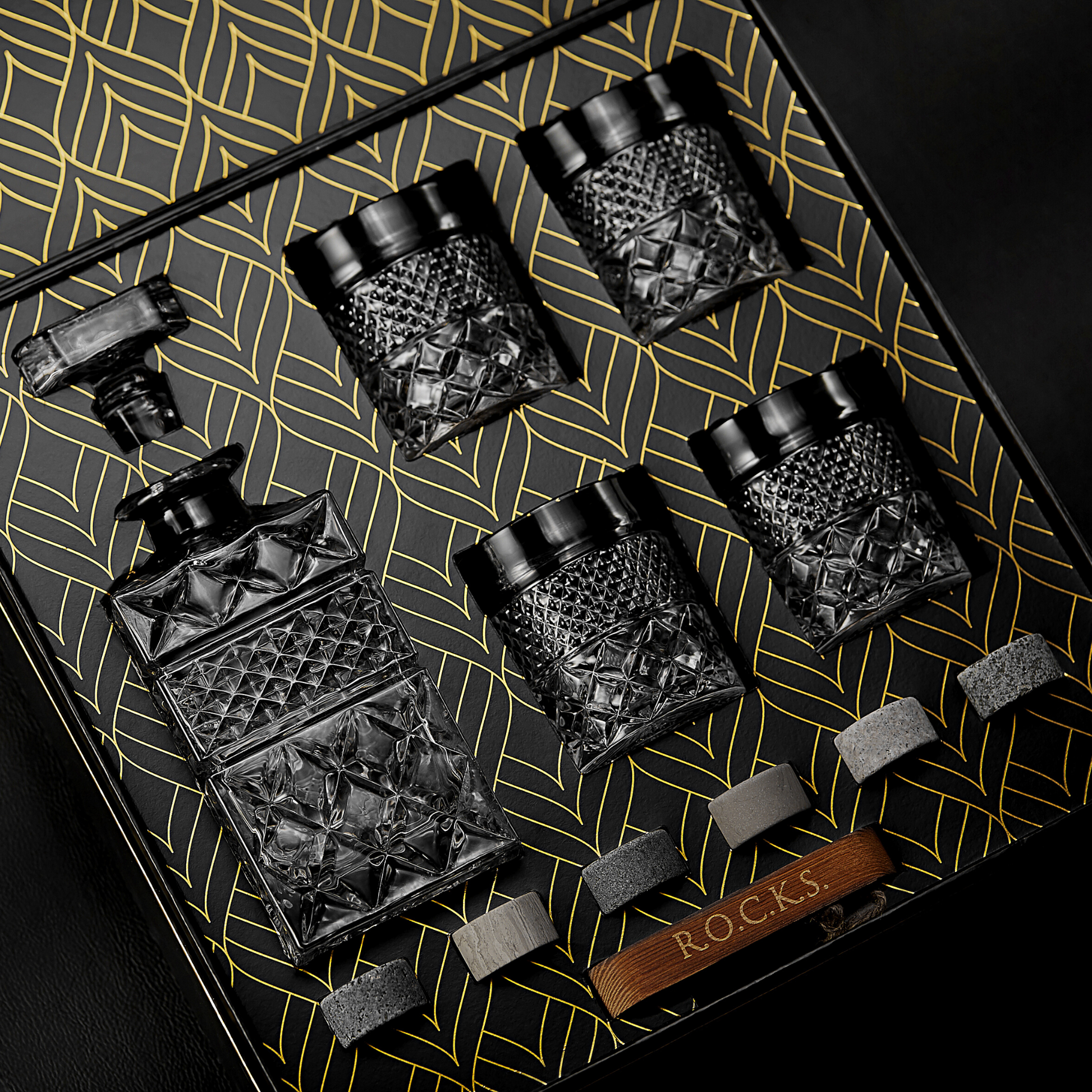 Exquisite Whiskey Decanter & Glass Set - The Gift Shop