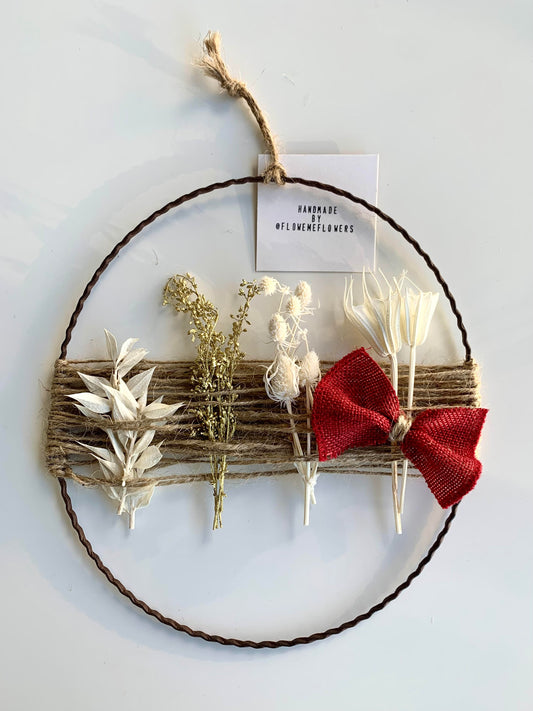 Dried Flower Christmas Wreath | Handmade Christmas Decoration - The Gift Shop
