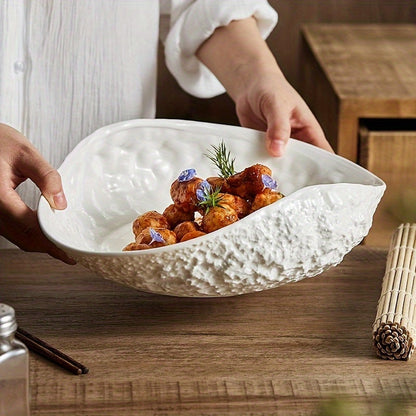Elegant Shell-Shaped Ceramic Dish