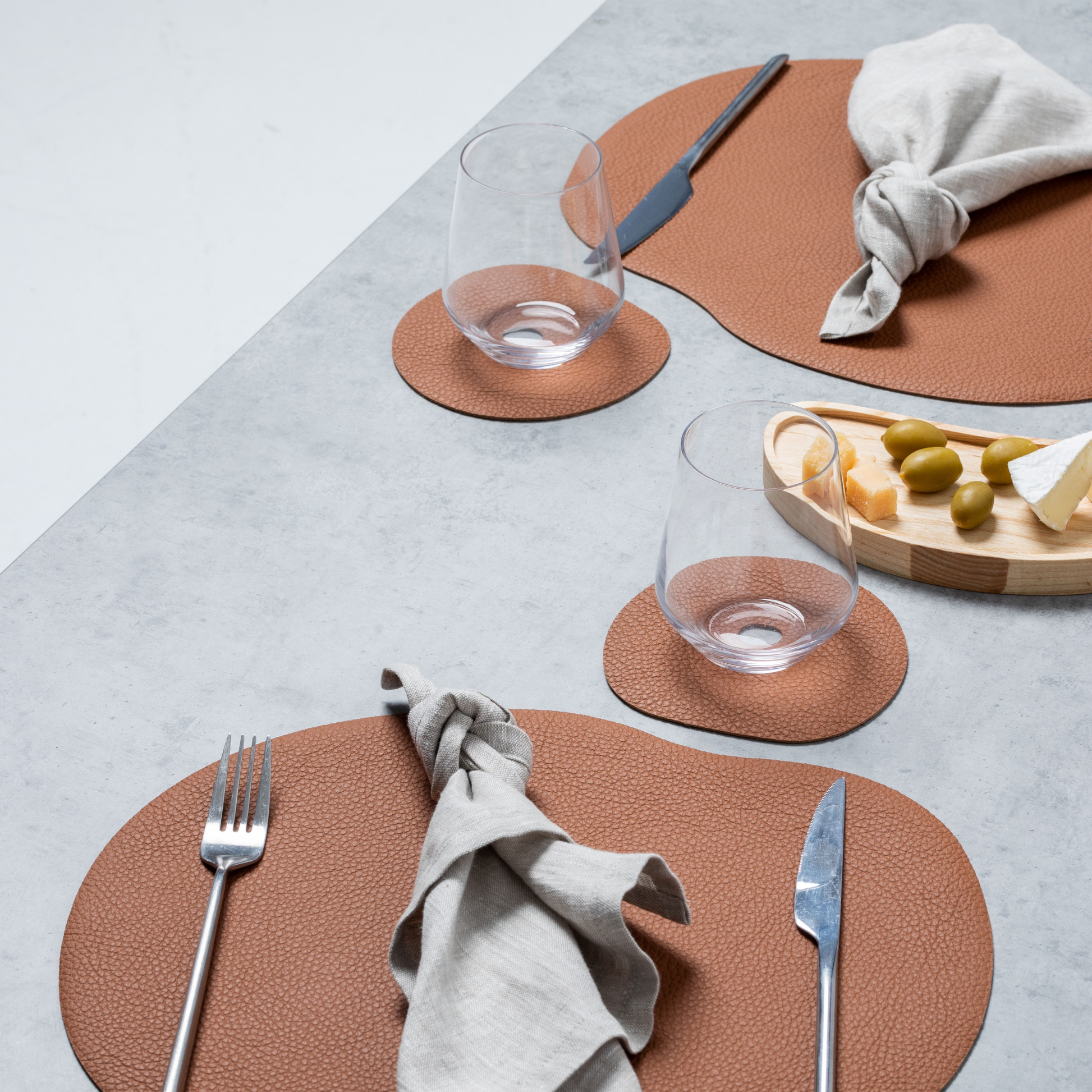 Natural leather placemat and coaster, rust brown - The Gift Shop