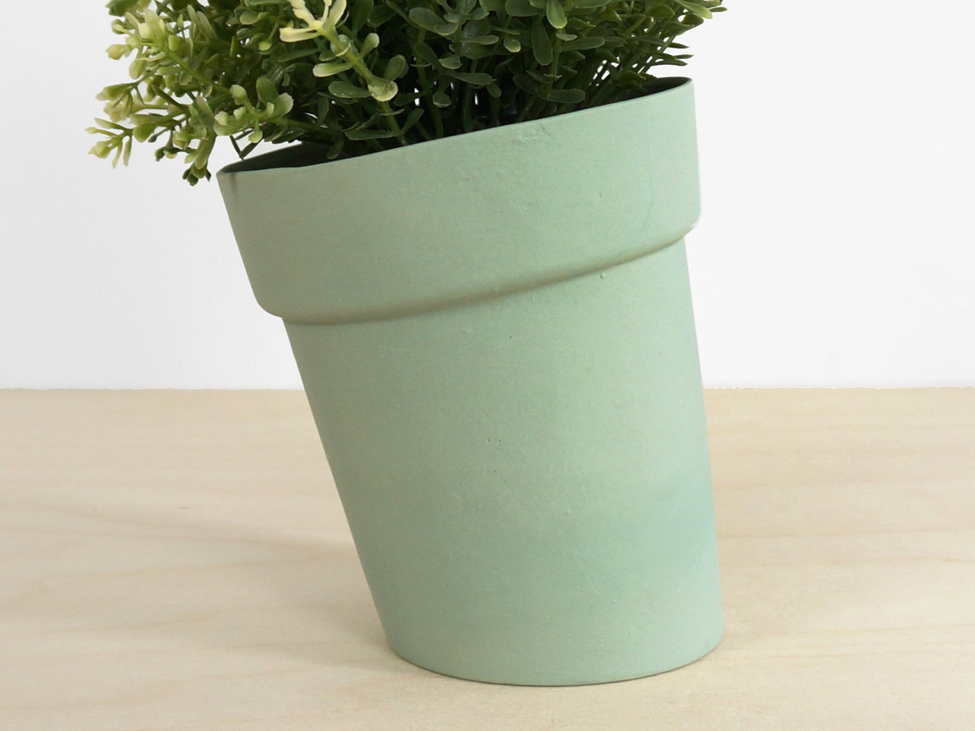 Distort Flowerpots Set of 3 – Thoughtful Gift from The Gift Shop UAE