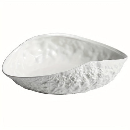 Elegant Shell-Shaped Ceramic Dish