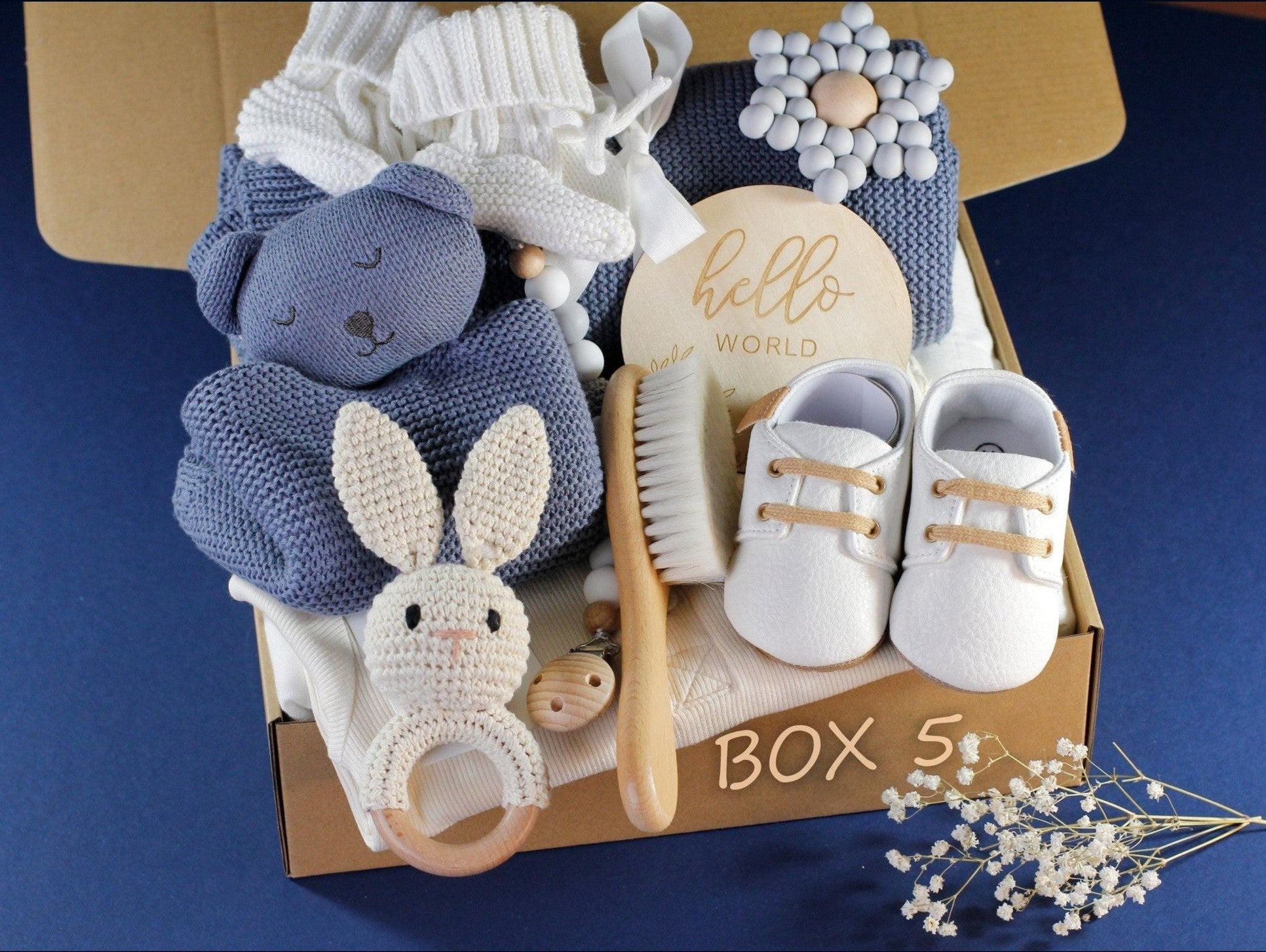 Newborn Baby Gift Box – A Thoughtful Welcome for the Little One – Thoughtful Gift from The Gift Shop UAE