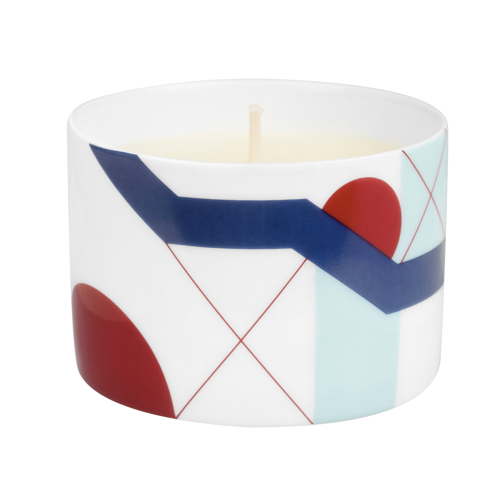 Detail of hand-poured wax and signature gold foil on Hybrides Paris candle