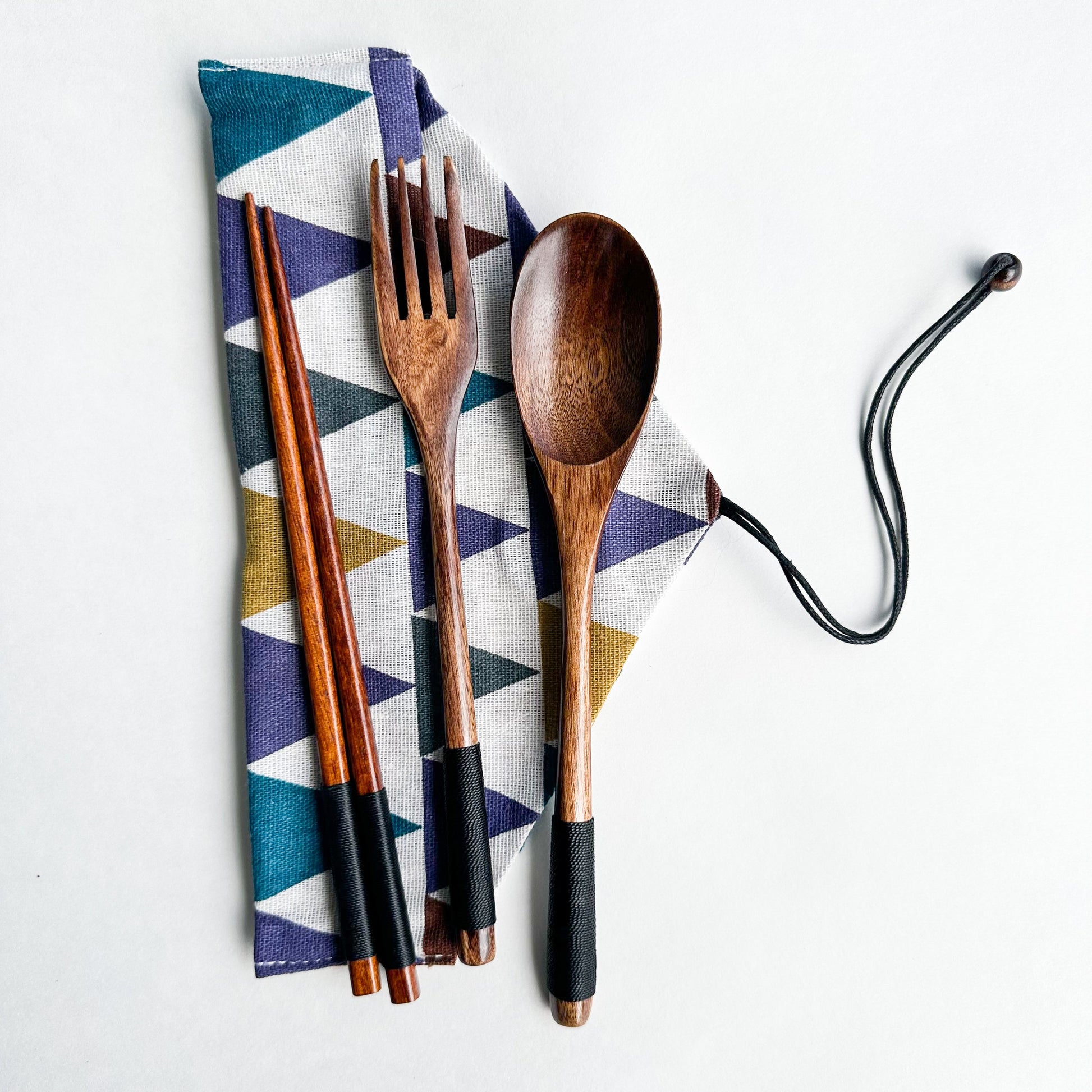 Japanese-Style Wooden Cutlery Set – Elegance Meets Sustainability - The Gift Shop