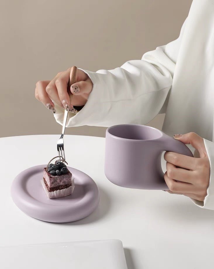 Handcrafted Bauhaus Ceramic Chubby Mugs - The Gift Shop