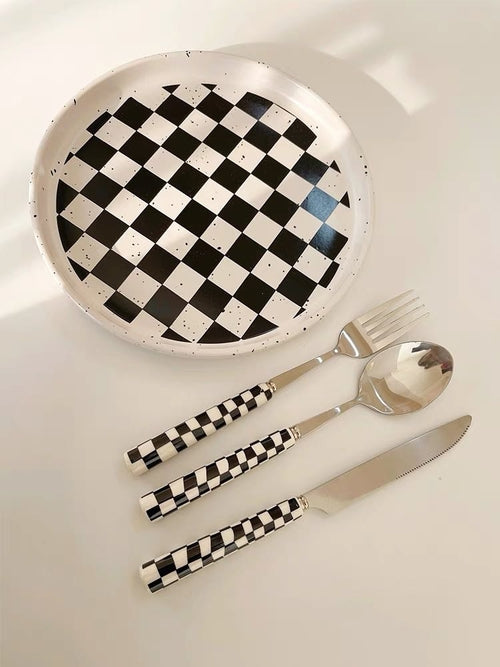 Chic Checkered Cutlery Set for Stylish Dining - The Gift Shop