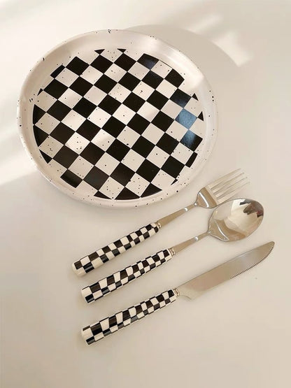 Chic Checkered Cutlery Set for Stylish Dining - The Gift Shop