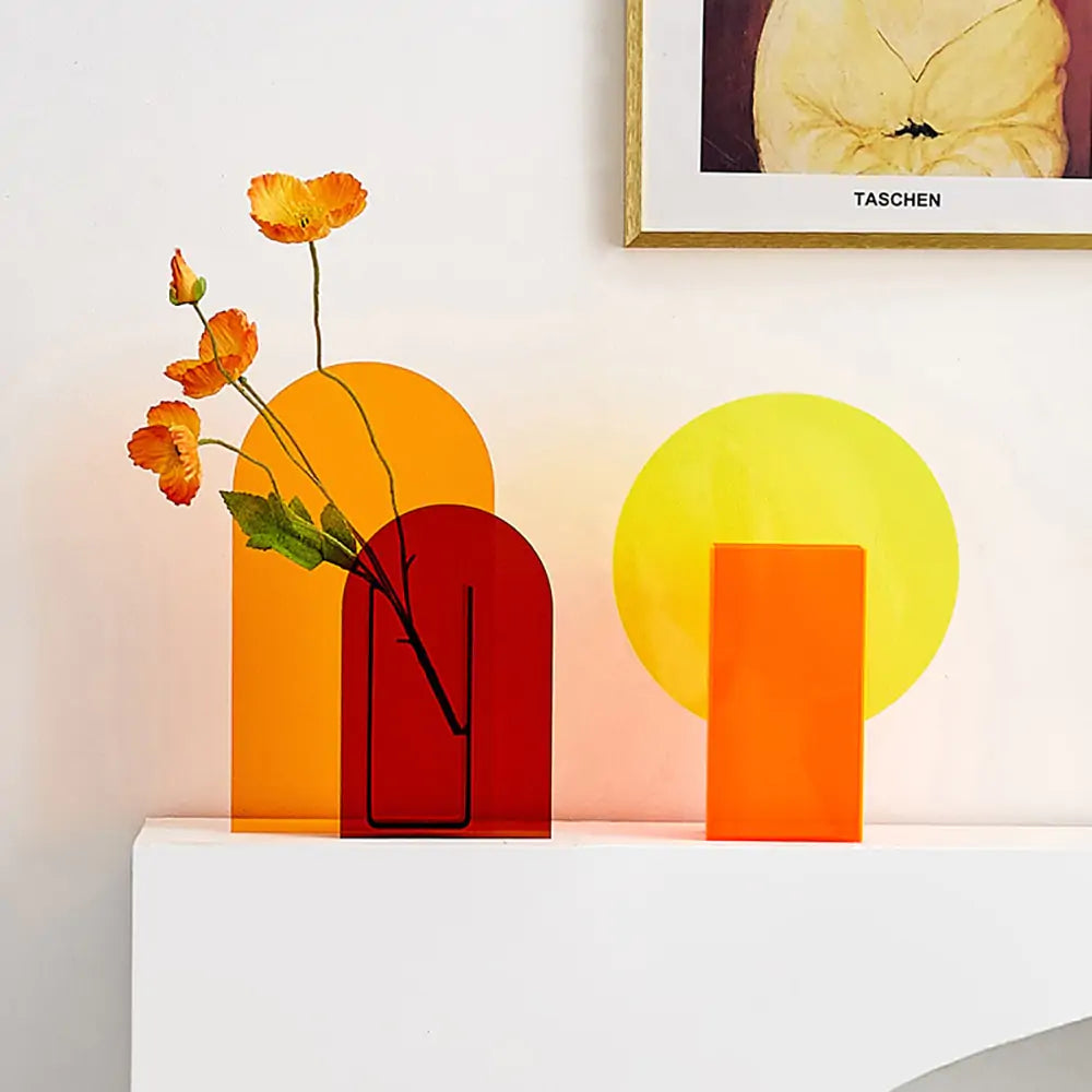 Minimalist Acrylic Vase - The Gift Shop