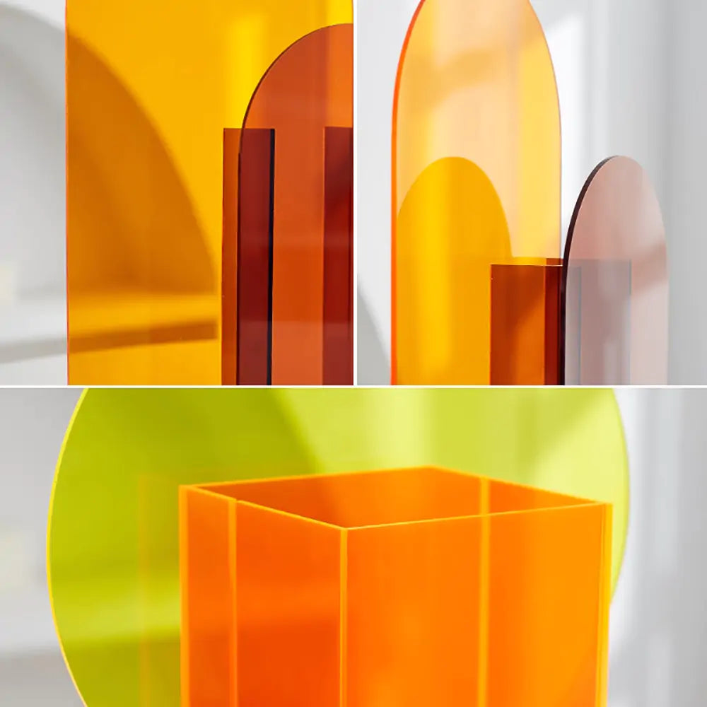Minimalist Acrylic Vase - The Gift Shop