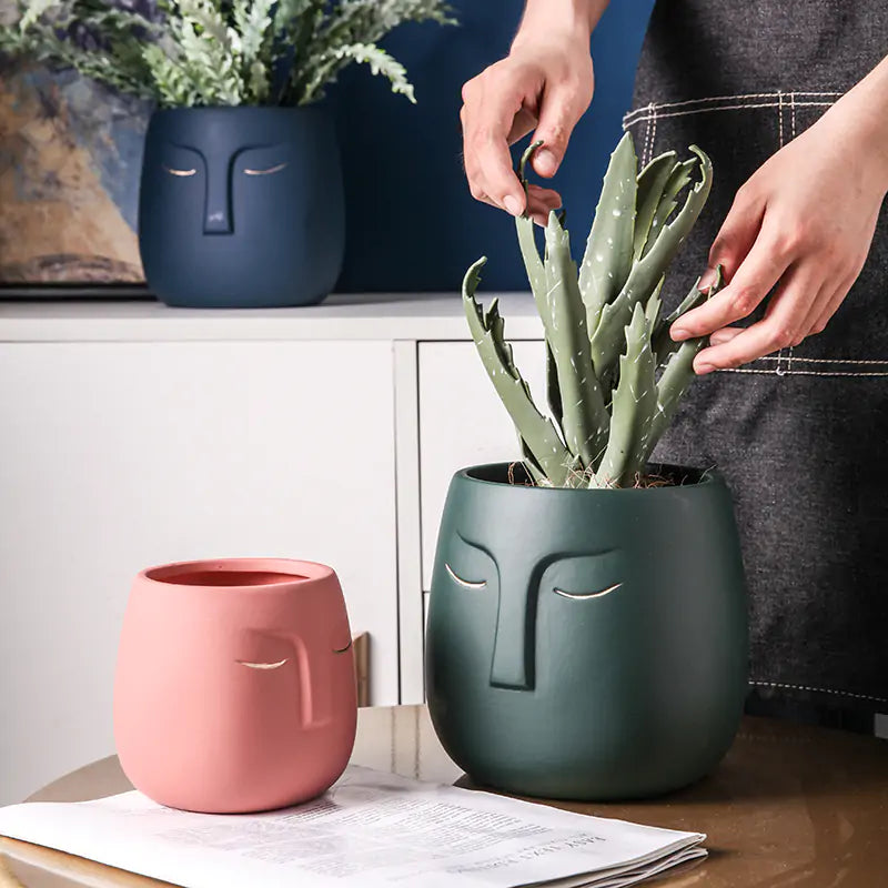 Ceramic Face Vase - The Gift Shop