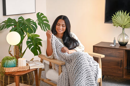 Willa & Belle Chunky Knit Weighted Blanket – 50 x 60 in